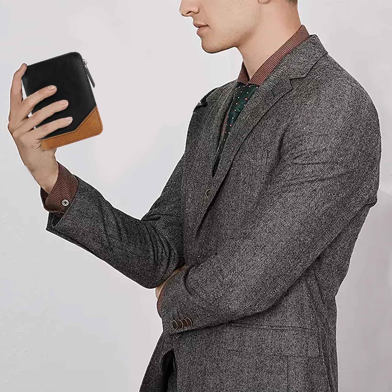 Vintage Contrast Leather Men’s Wallet – Multifunctional Bifold Wallet with Zipper