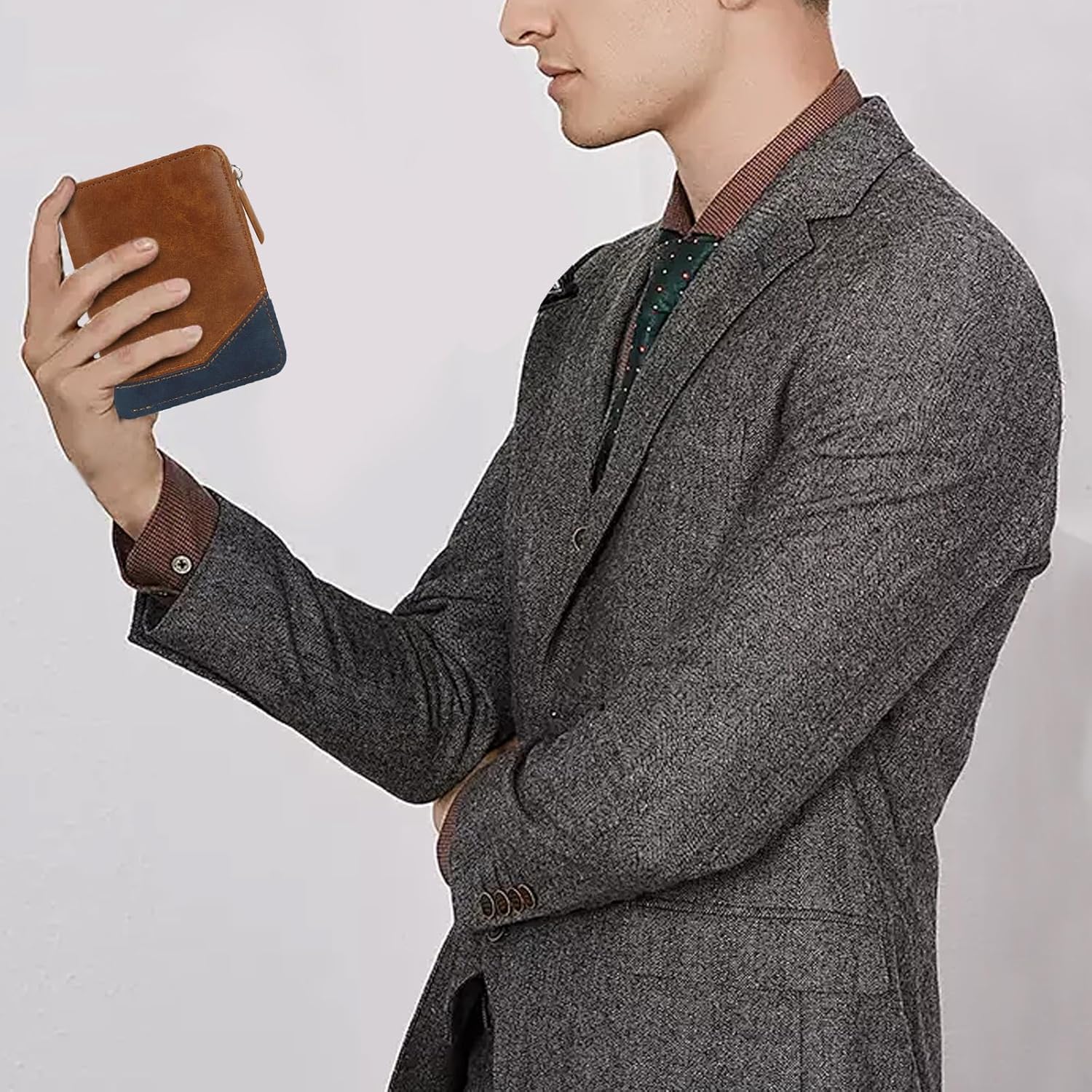 Vintage Brown Patchwork Long Zipper Wallet – Men’s Retro Multi-Functional Card & Coin Holder